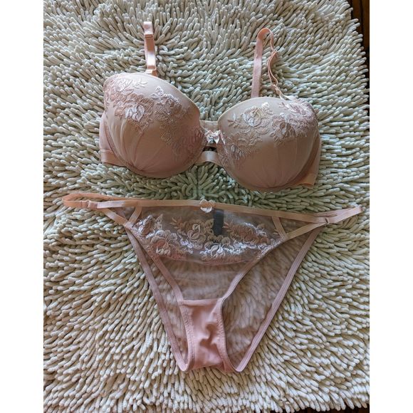 NWOT  Smart & Sexy bra and panty set  SZ 38D/8 - Picture 1 of 12